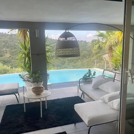 Maison Pour 10pax Villa